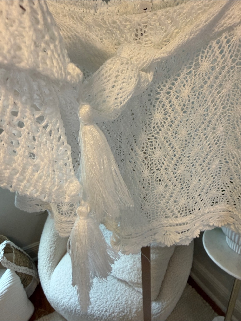 NWOT Trina Turk White Crochet Tie-Waist Bikini Cover-Up Shorts - Picture 4 of 6